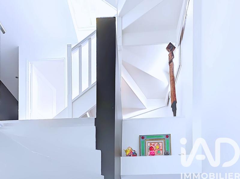 Maison - 192 m² - 7 pièces