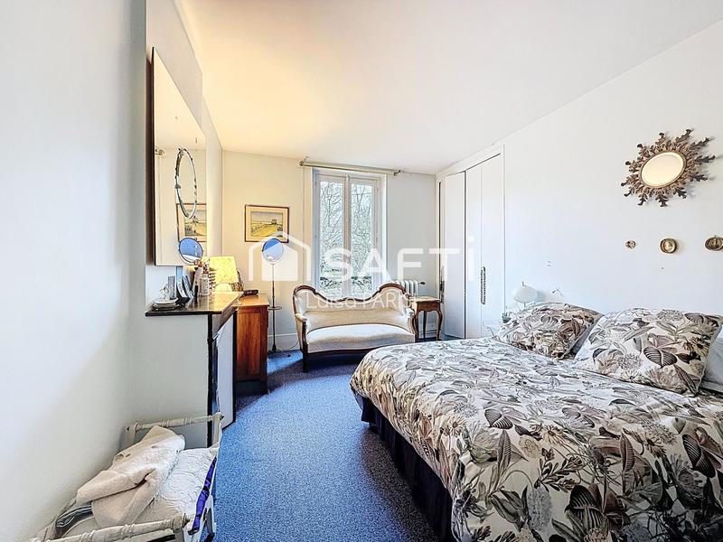 Maison - 150 m² - 8 pièces