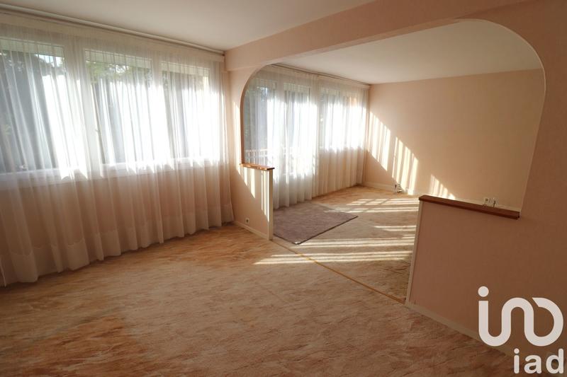 Appartement - 80 m² - 5 pièces