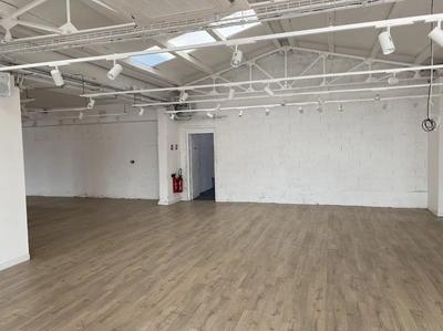 Bureau - 378 m² - 3 pièces