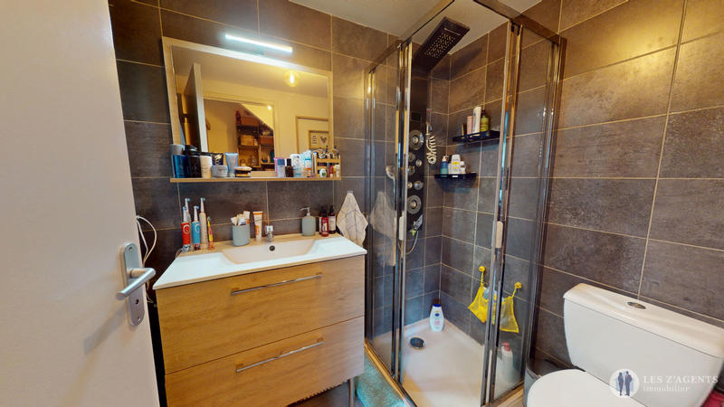 Appartement - 79 m² - 4 pièces