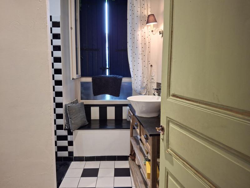 Maison traditionnelle - 350 m² - 11 pièces