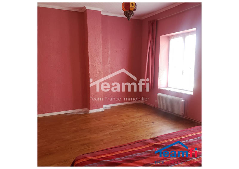 Maison - 260 m² - 11 pièces