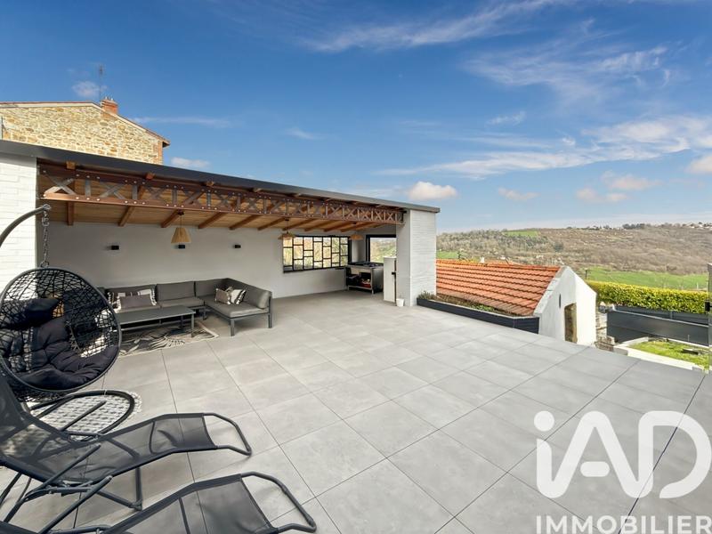 Maison - 90 m² - 4 pièces