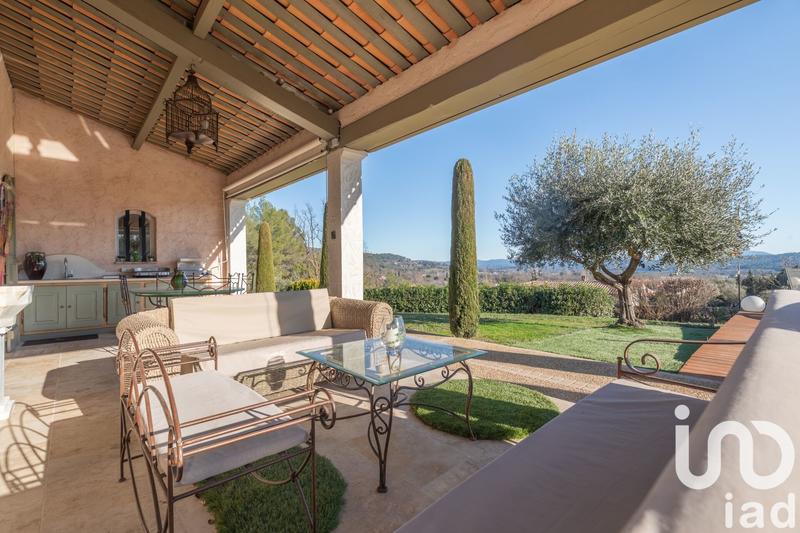 Maison - 188 m² - 6 pièces