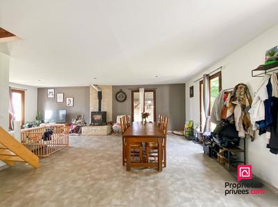 Maison - 108 m² - 4 pièces