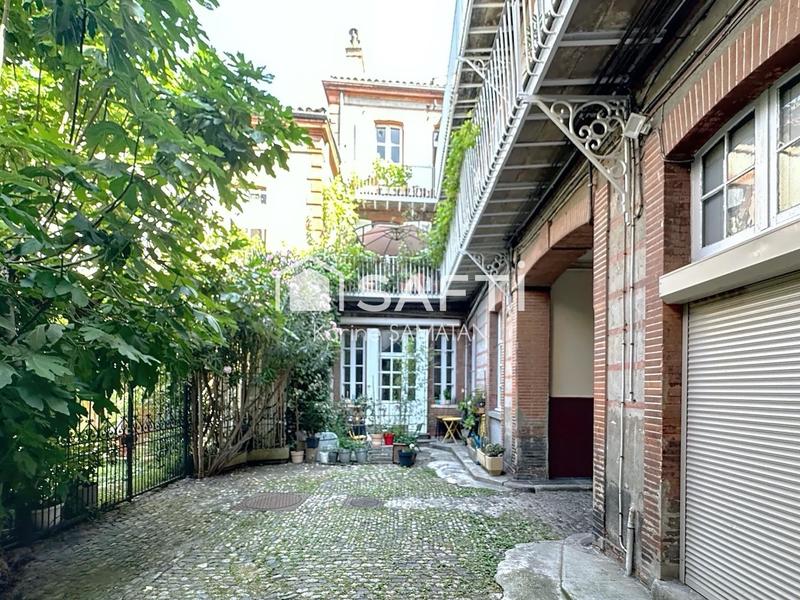 Appartement - 145 m² - 6 pièces