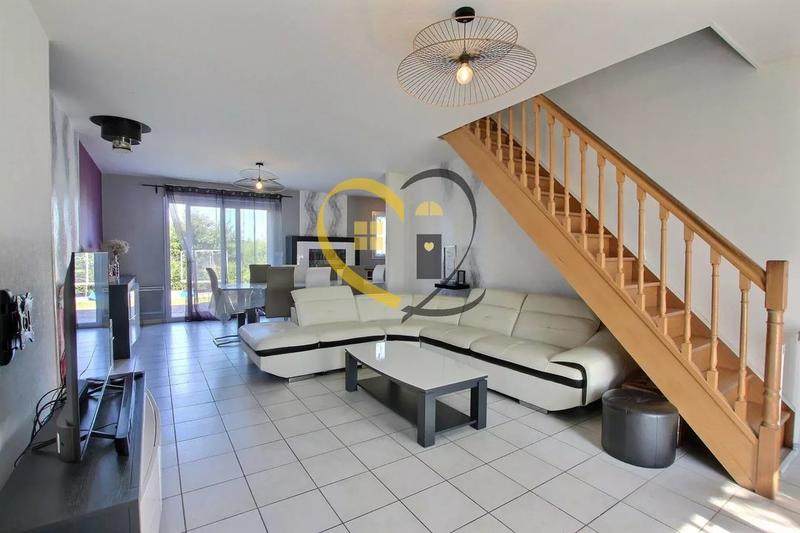 Maison de village - 130 m² - 7 pièces