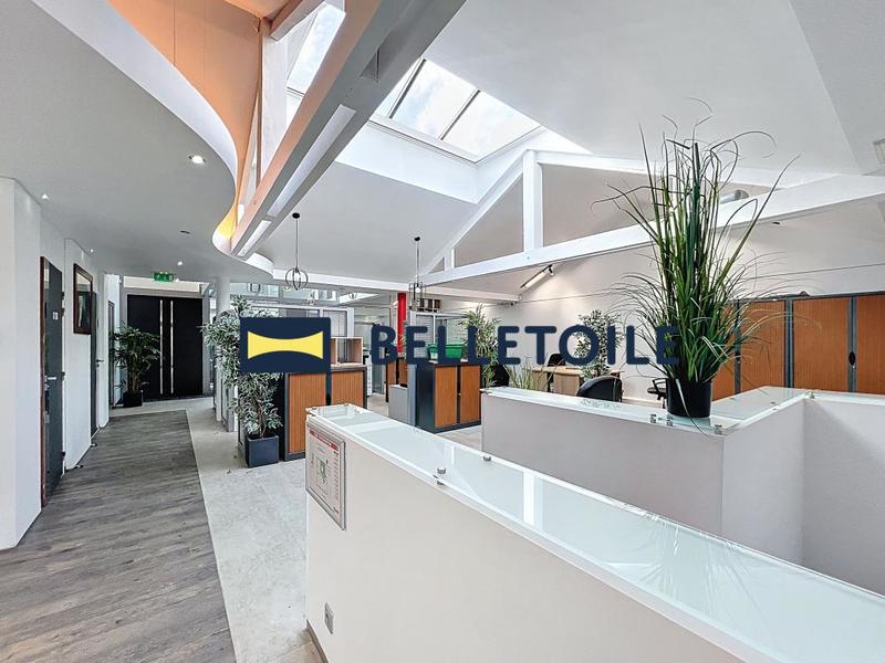 Local commercial - 472 m²