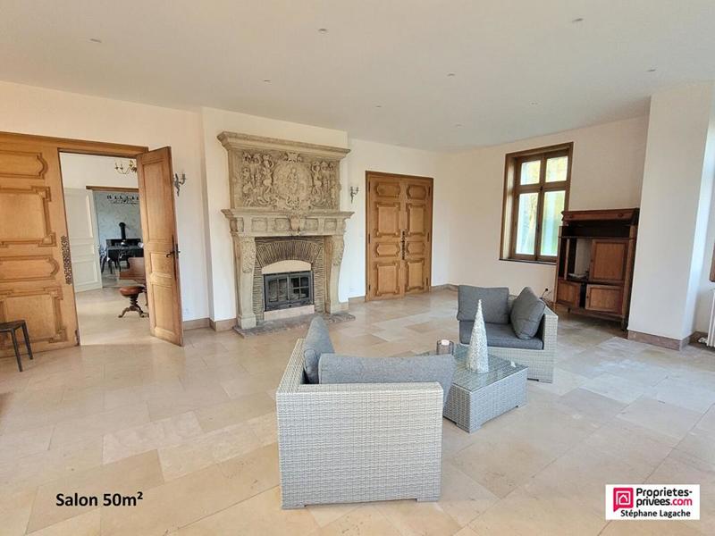 Demeure - 532 m² - 12 pièces