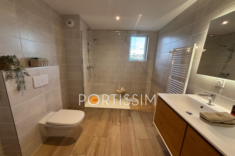 Appartement - 132 m² - 4 pièces