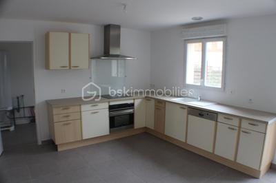 Maison - 106 m² - 4 pièces