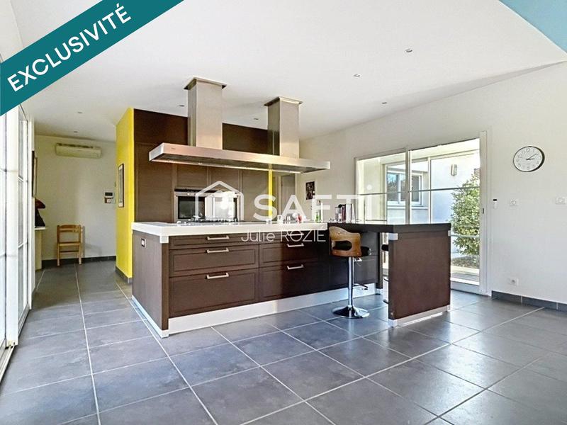 Maison - 194 m² - 5 pièces