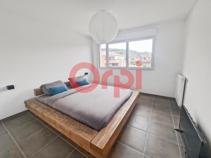 Appartement - 84 m² - 4 pièces