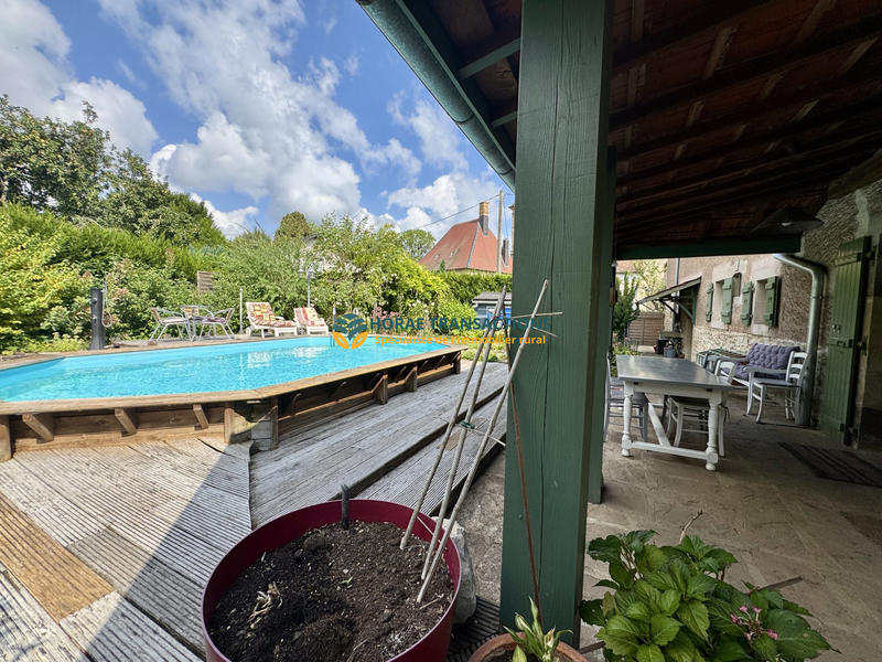 Maison - 205 m² - 6 pièces