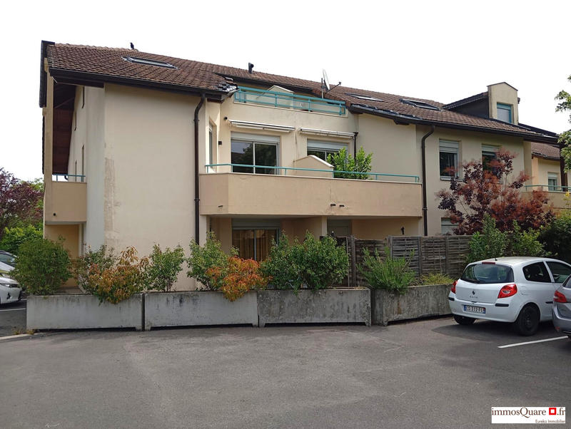 Appartement - 80 m² - 3 pièces