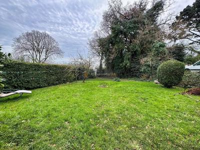 Immeuble - 298 m² - 16 pièces