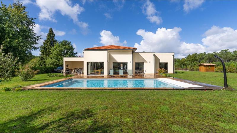 Maison - 100 m² - 5 pièces