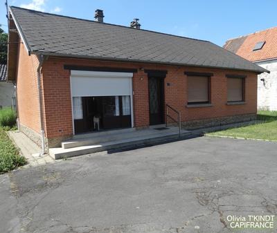 Maison - 90 m² - 5 pièces