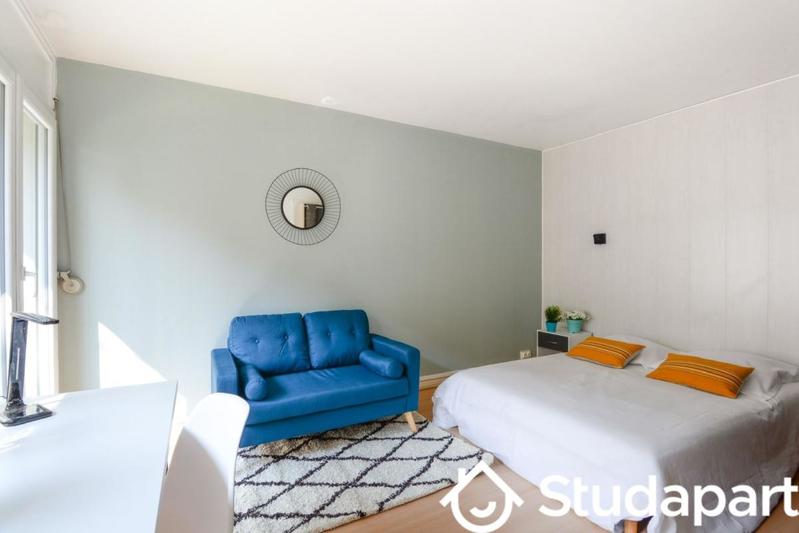 Chambre - 10 m² - 1 pièce