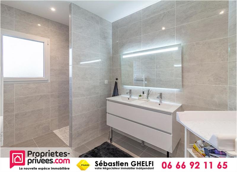 Maison - 130 m² - 5 pièces