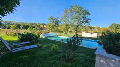 Maison - 214 m² - 5 pièces