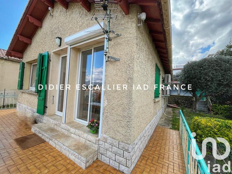 Maison - 84 m² - 4 pièces