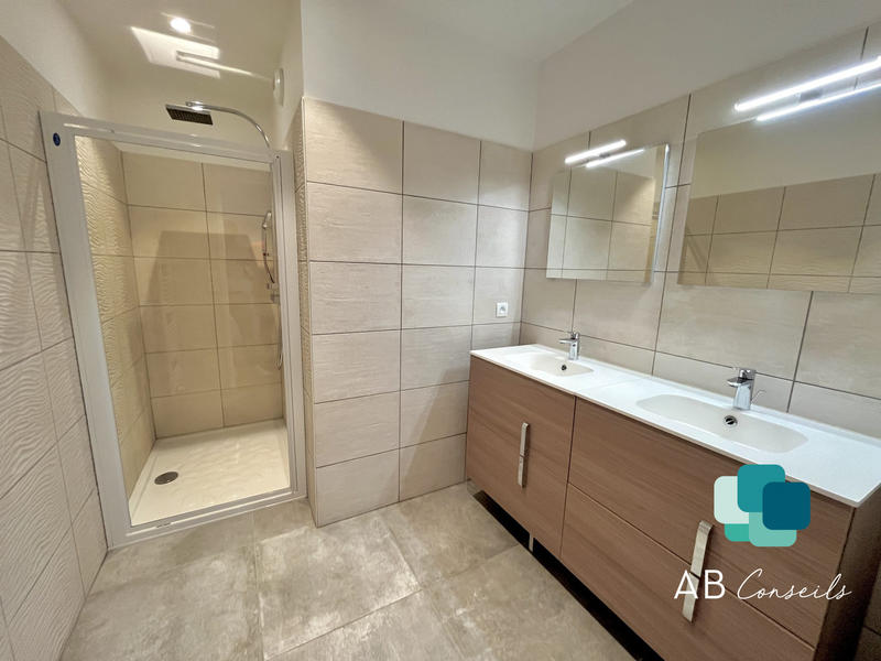 Appartement - 79 m² - 3 pièces