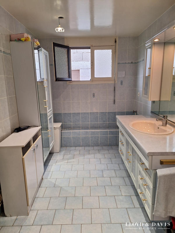 Maison - 96 m² - 4 pièces