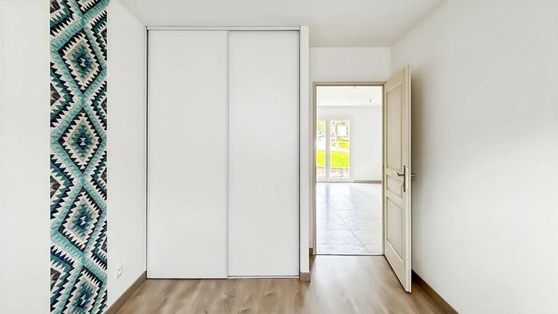 Maison - 102 m² - 5 pièces