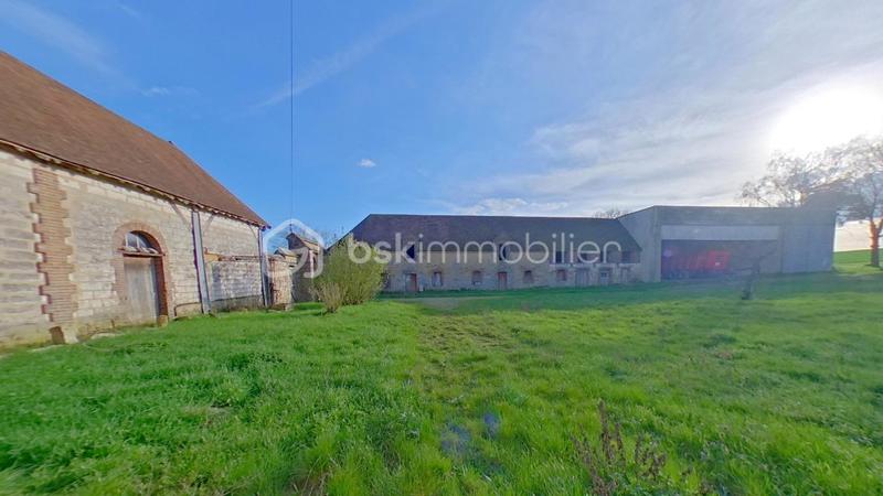 Corps de ferme - 310 m² - 11 pièces