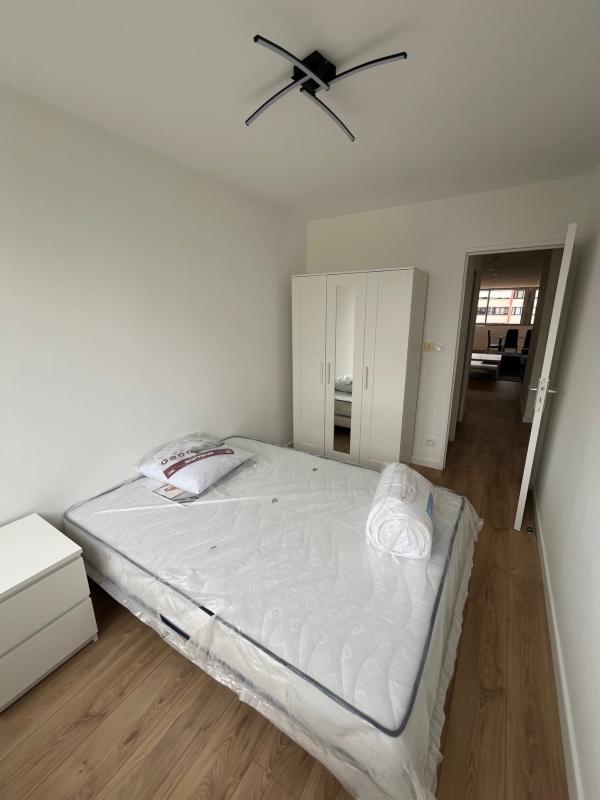 Appartement - 100 m² - 5 pièces