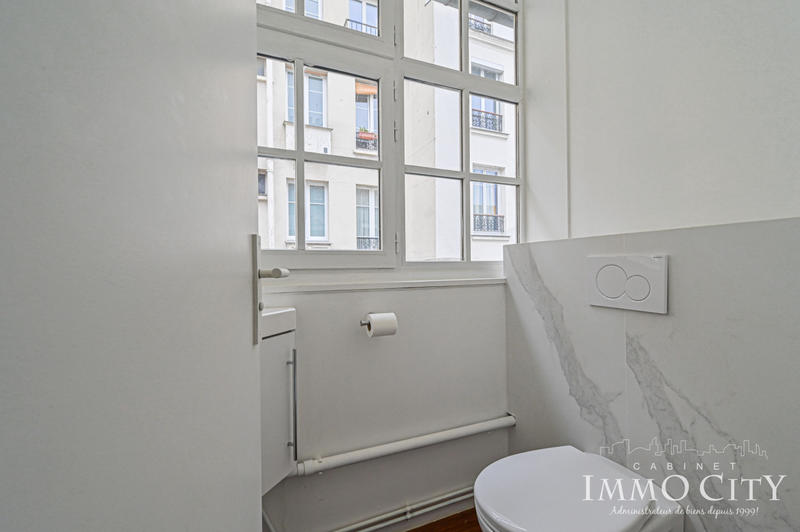 Bureau - 85 m² - 1 pièce