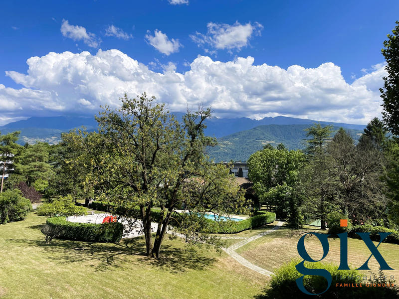 Appartement - 123 m² - 5 pièces