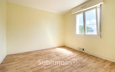 Maison - 159 m² - 7 pièces