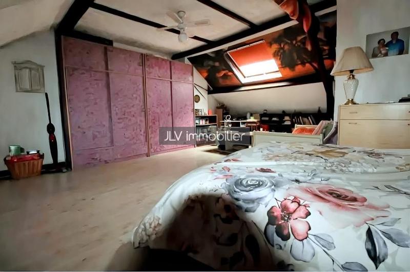 Maison - 121 m² - 5 pièces