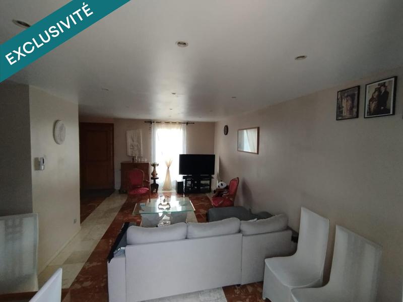 Maison - 115 m² - 6 pièces