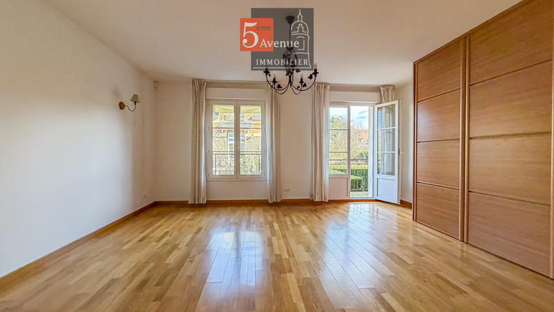 Appartement - 148 m² - 4 pièces