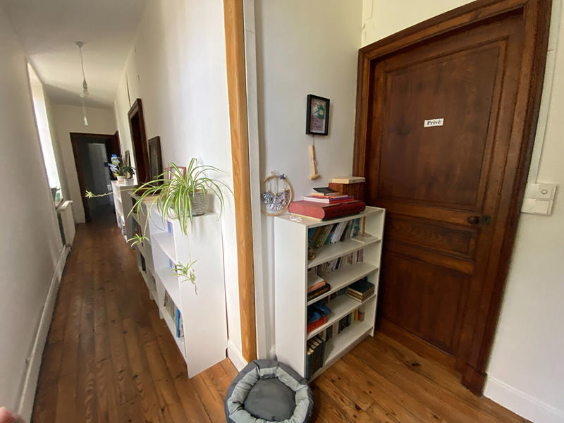 Maison - 260 m² - 9 pièces