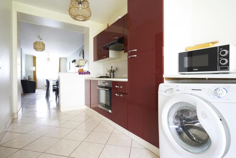 Maison - 101 m² - 5 pièces