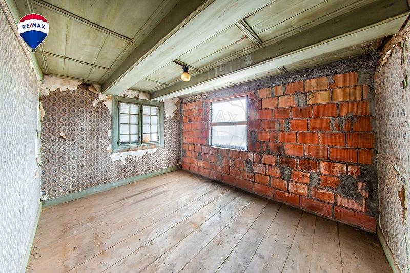 Maison - 222 m² - 7 pièces