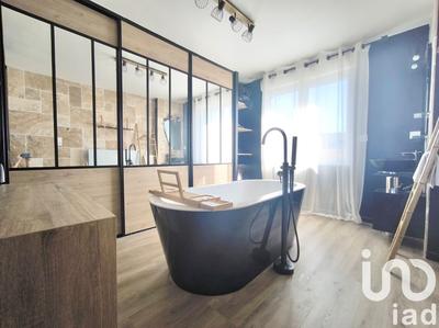 Maison - 135 m² - 6 pièces