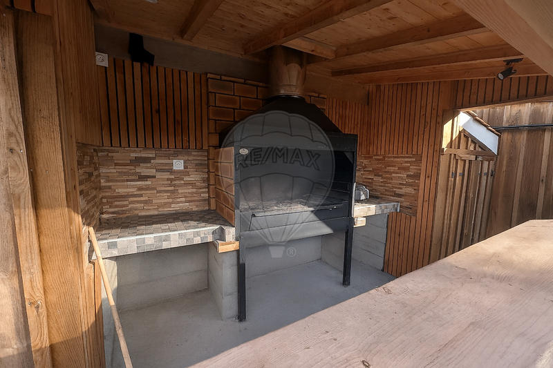 Maison - 104 m² - 4 pièces