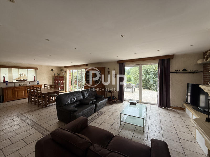 Maison - 340 m² - 10 pièces