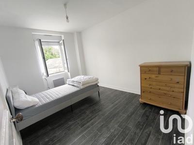 Maison - 97 m² - 5 pièces