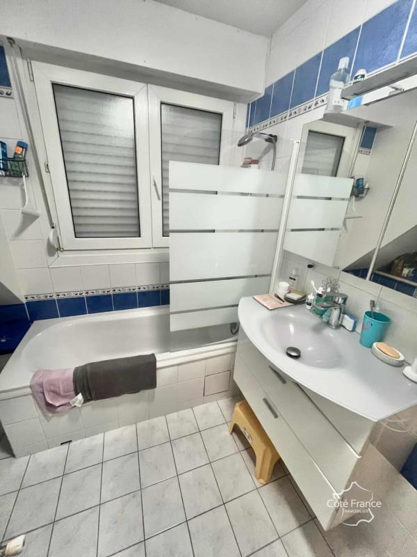 Maison - 85 m² - 4 pièces