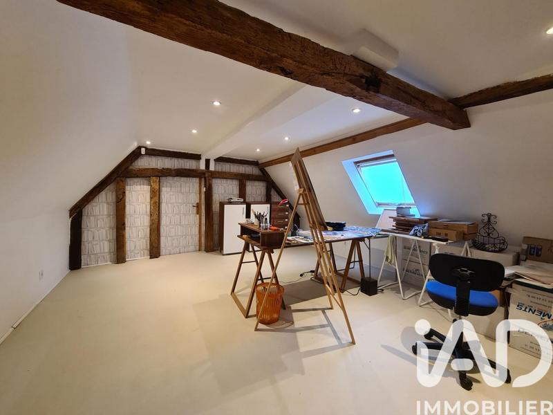 Maison - 200 m² - 7 pièces