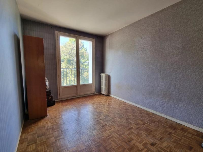 Appartement - 81 m² - 5 pièces