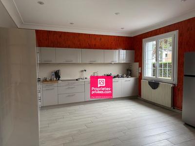 Appartement - 144 m² - 5 pièces