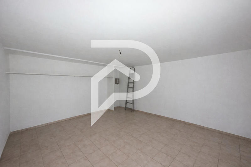 Maison - 224 m² - 7 pièces